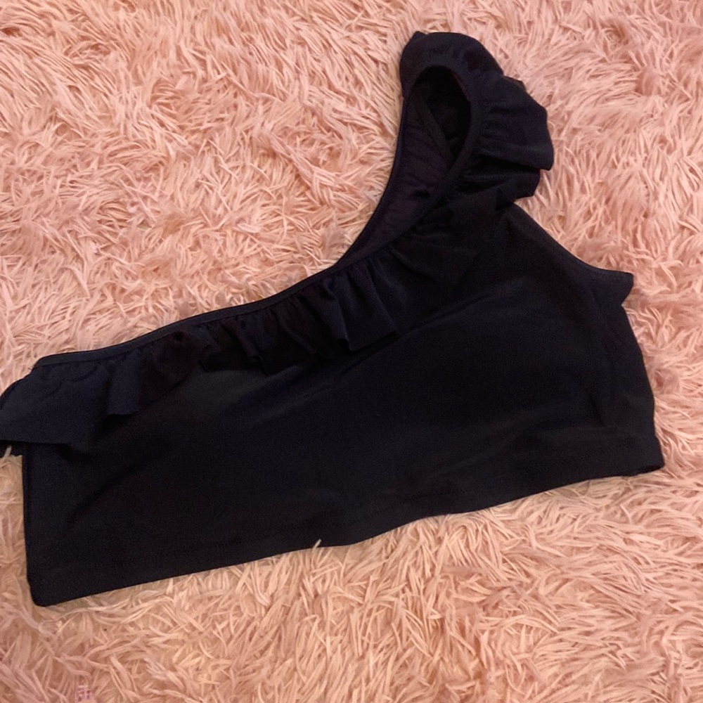 Ruffed one shoulder swim top